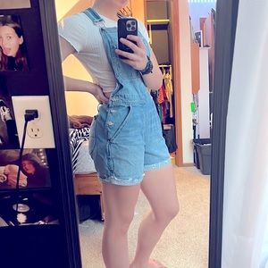 GAP Médium Denim Overalls